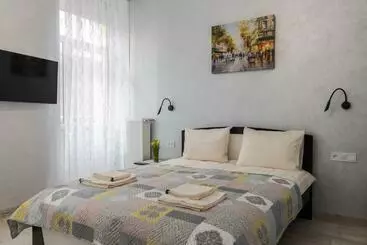 Ferienwohnungen Golden Violin ! Apartments Lviv S