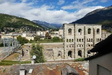 Appartements touristiques Aosta Con Vista   Appartamento In Centro