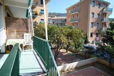 Turistlägenheter Appartamenti Con Giardino E Posto Auto Per Famiglie