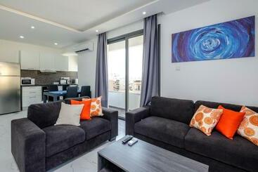 Turista apartmanok Lazuli Seaview Apartments 2bdr
