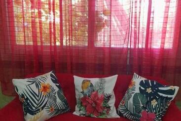 Vakantie-appartementen Toni Arts Villa