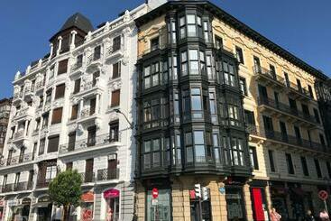 דירות לתיירים Apartamento En El Centro De Bilbao