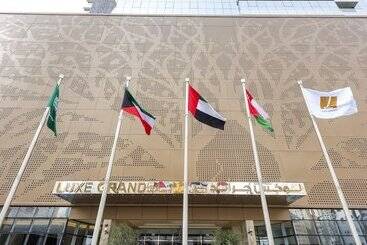 Luxe Grand Hotel Apartments