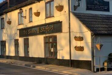 酒店 The Swan Inn Salisbury