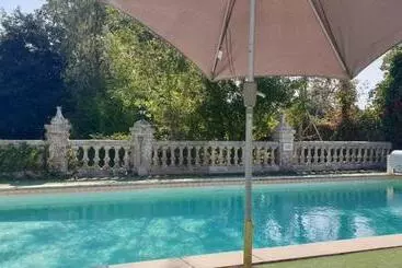 Bed and Breakfast La Charrue
