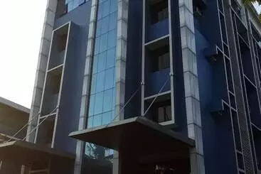 Hotel Tri Star Residency Ernakulam
