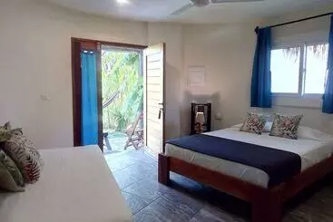 ホテル Nayal Lodge