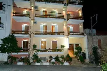 Hotel 40 Platania