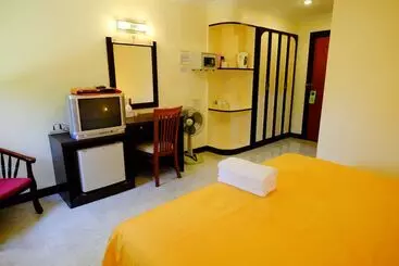 호텔 Adonis Guest House