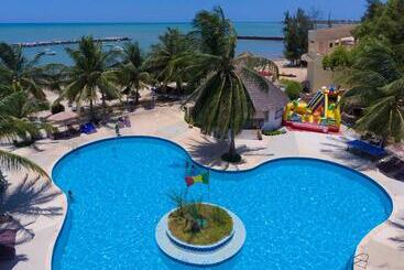 酒店 Club Royal Saly   All Inclusive