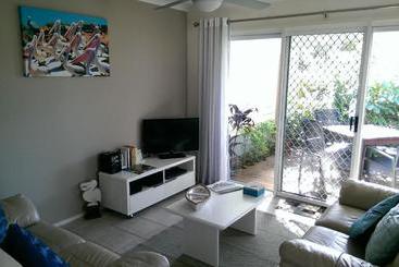 בית מלון כפרי Sails Lifestyle Resort