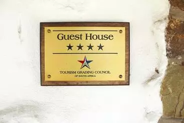 Pension Lauriston Guesthouse