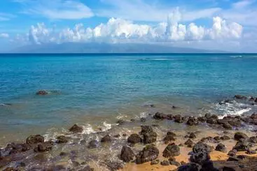 هتل Mahina Surf 109