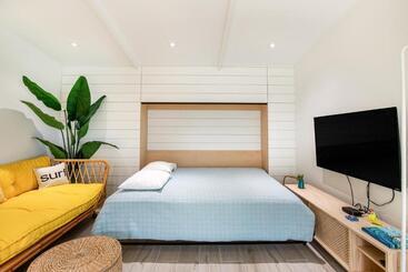 Hotelli The Other Place Cottage C