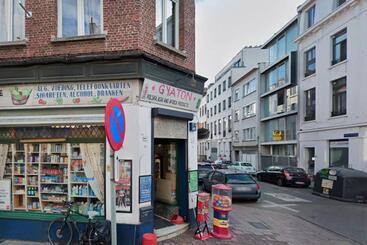 هتل آپارتمان Oneluxstay Near Fashion District