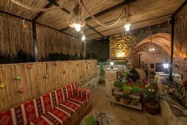 Bed and Breakfast Shiraz Cave Cappadocia