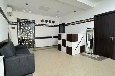Modeli Hostel