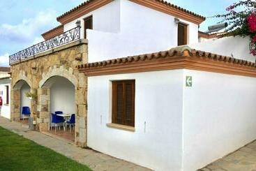 מלון דירות Residence Con Piscina A Tanaunella A 1500 M Dal Mare