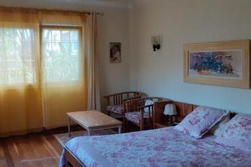 تختخواب و صبحانه Chambre D Hôte Villa Maritampona