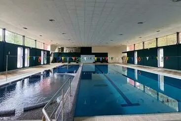 آپارتمان Estación De Montaña Manzaneda