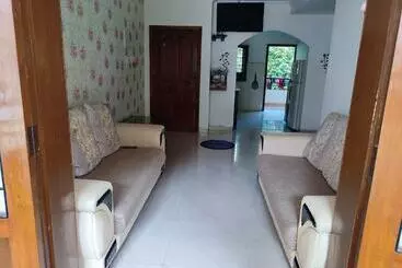 Bed and Breakfast True Homestay Near Beach