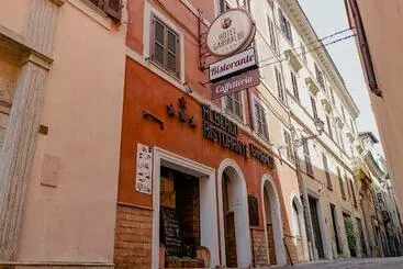 Pensió Garibaldi Home