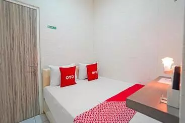 Hotel Oyo 91727 Luxury Homestay Sidoarjo