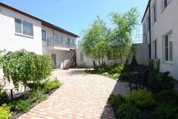 Отель Iriss Mariupol