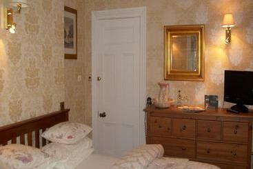 Hotel The Manor Cullingworth Guest House