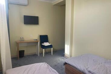 Bed and Breakfast Plus 1