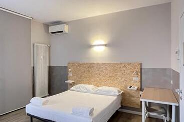 پانسیون Bergamo Automatic Rooms Self Check In