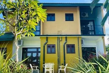 ホテル Aura Villa