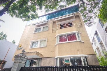 Hotel Octave Fairway Suites