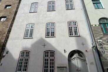 پانسیون Allure Rooms & Coffee