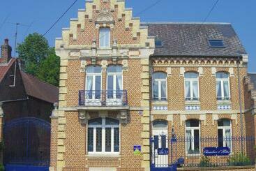 مبيت وإفطار Au 52