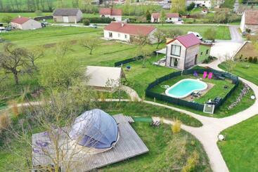 민박 Les Nuits Insolites De Madine