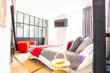 بنسيون Le Prieuré   Suites Romantiques Spa Privatif, Piscine, Jardin, Massages Proche De Toulouse