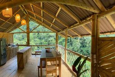 Bed & Breakfast Ecocabaña Pocahontas En Rio Santo Domingo, Melcocho