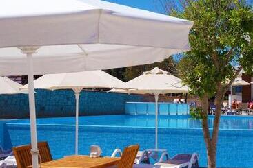 Zest Exclusive Hotel & Spa