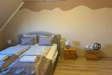 Aamiaismajoitus (B&B) La Curia Panzió