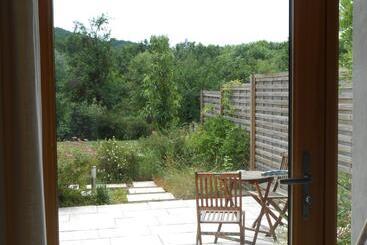 Aamiaismajoitus (B&B) Les Grands Prés