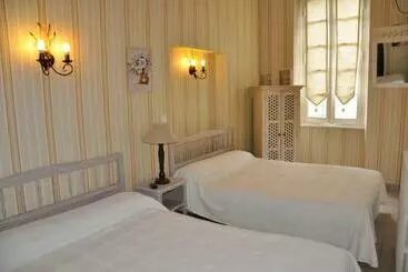 Hotel Les Deux Acacias