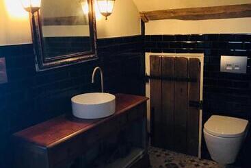 مبيت وإفطار Chambre Familiale élevage Girbal