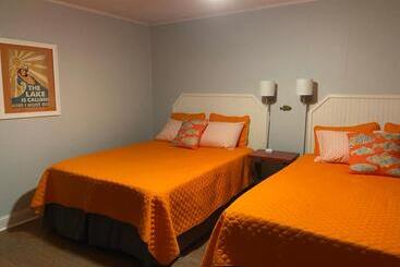 Hotel Reel Inn And Lodge