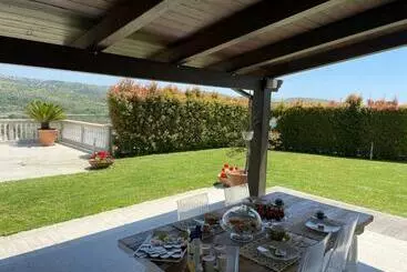 Bed and Breakfast Villa Federica