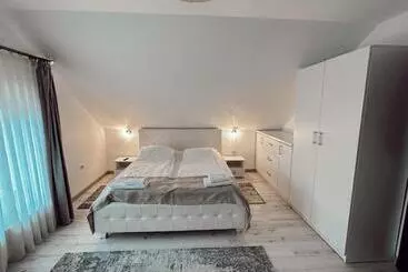Huoneistohotelli Cazare Vicoveancaa
