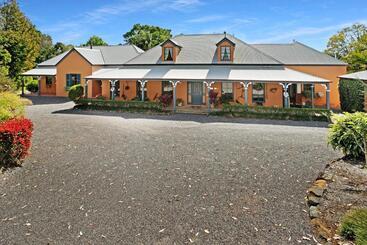 ベッドアンドブレックファースト Montville Boutique Bnb