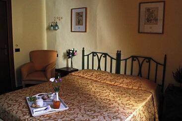 فندق Porta Del Tempo