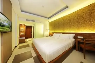 Sun Island Hotel & Spa Legian