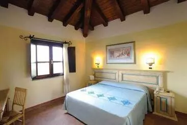 Szálloda Valtur Baia Dei Pini